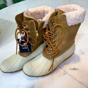 Womens Sperry saltwater tall cozy boot. Sz 11